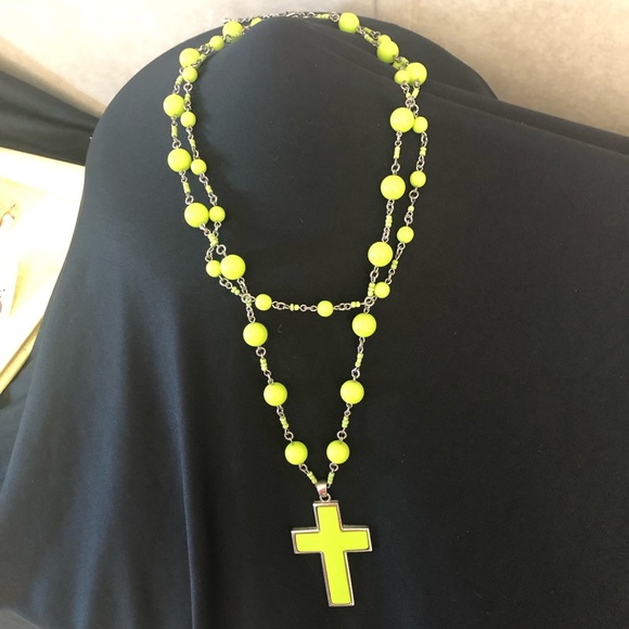 Green Beaded Cross Necklace - Picture 3 of 6